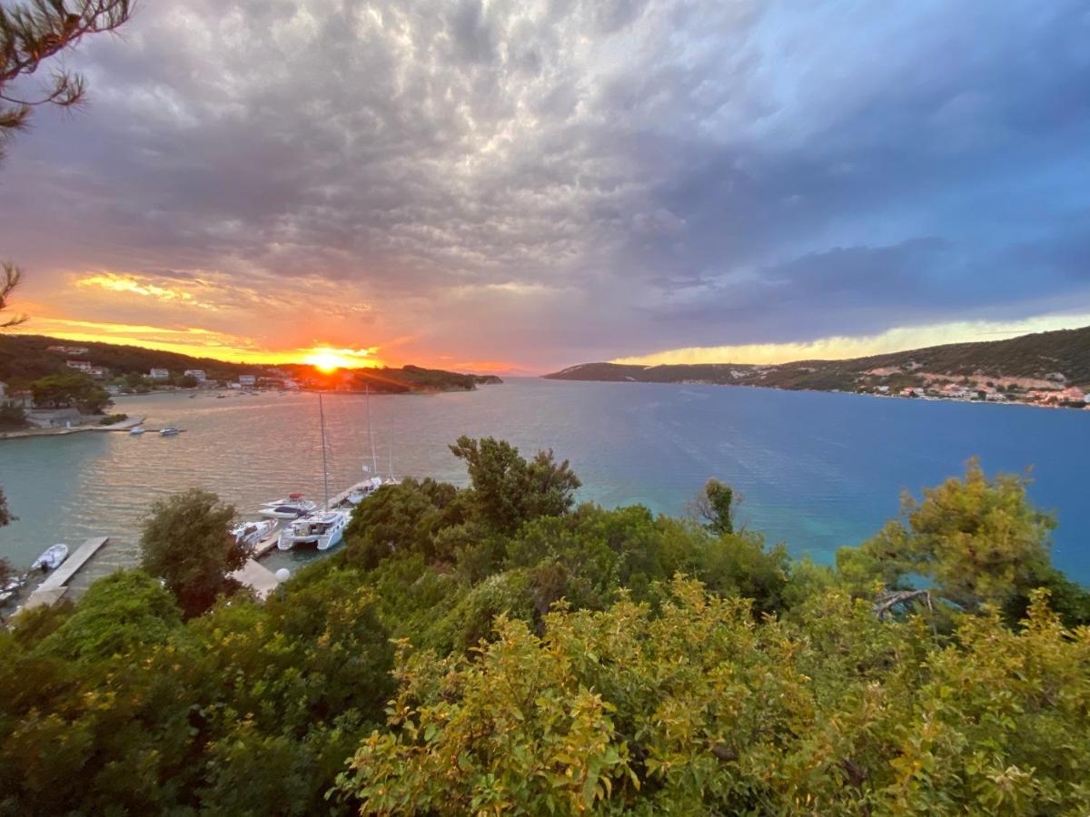 Apartements And Rooms Next To The Sea - Belveder Rab Supetarska Draga Exterior photo