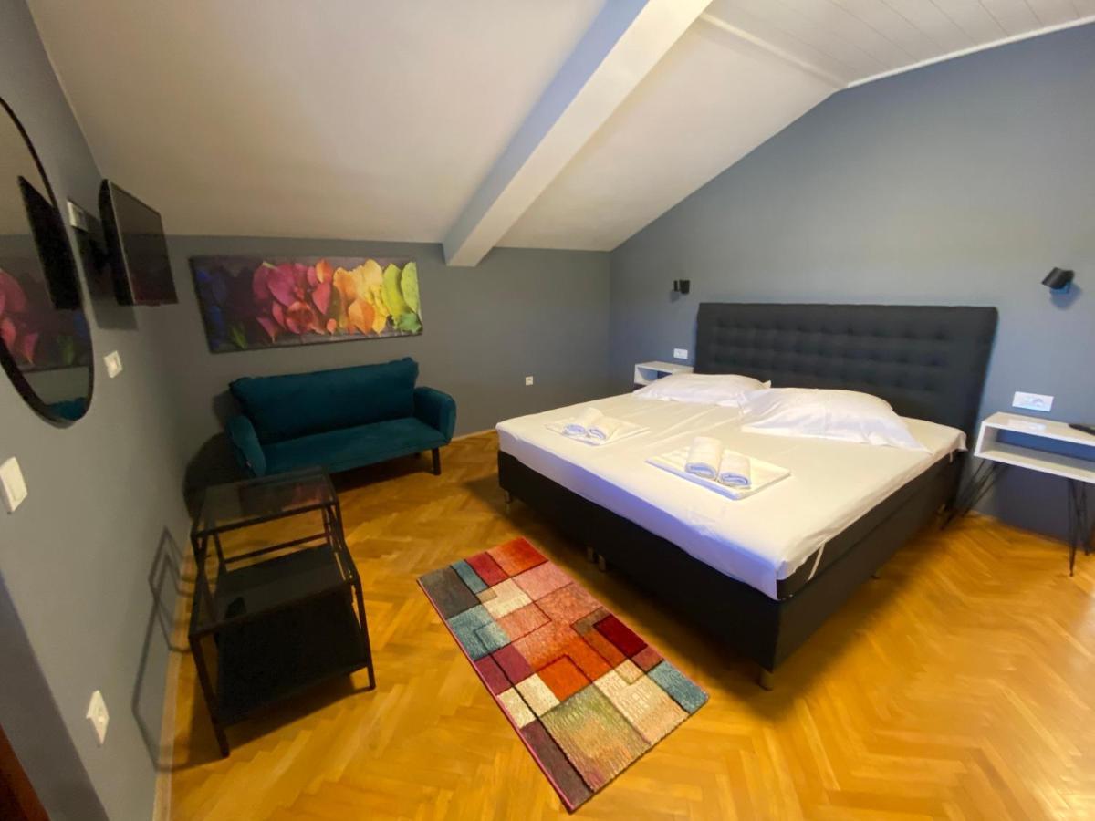 Apartements And Rooms Next To The Sea - Belveder Rab Supetarska Draga Exterior photo